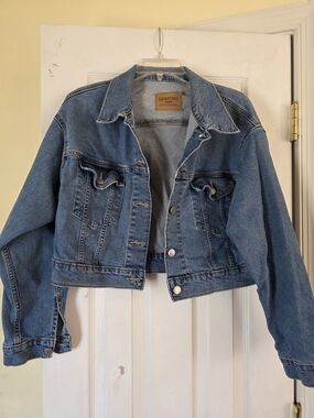 Levi's Light Blue Cropped Denim Jacket - Women